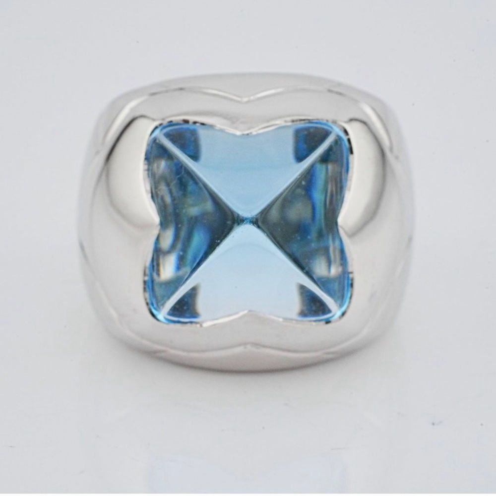 Bulgari 18k WG pyramid Ring with blue topaz from Italian royal estate auction.